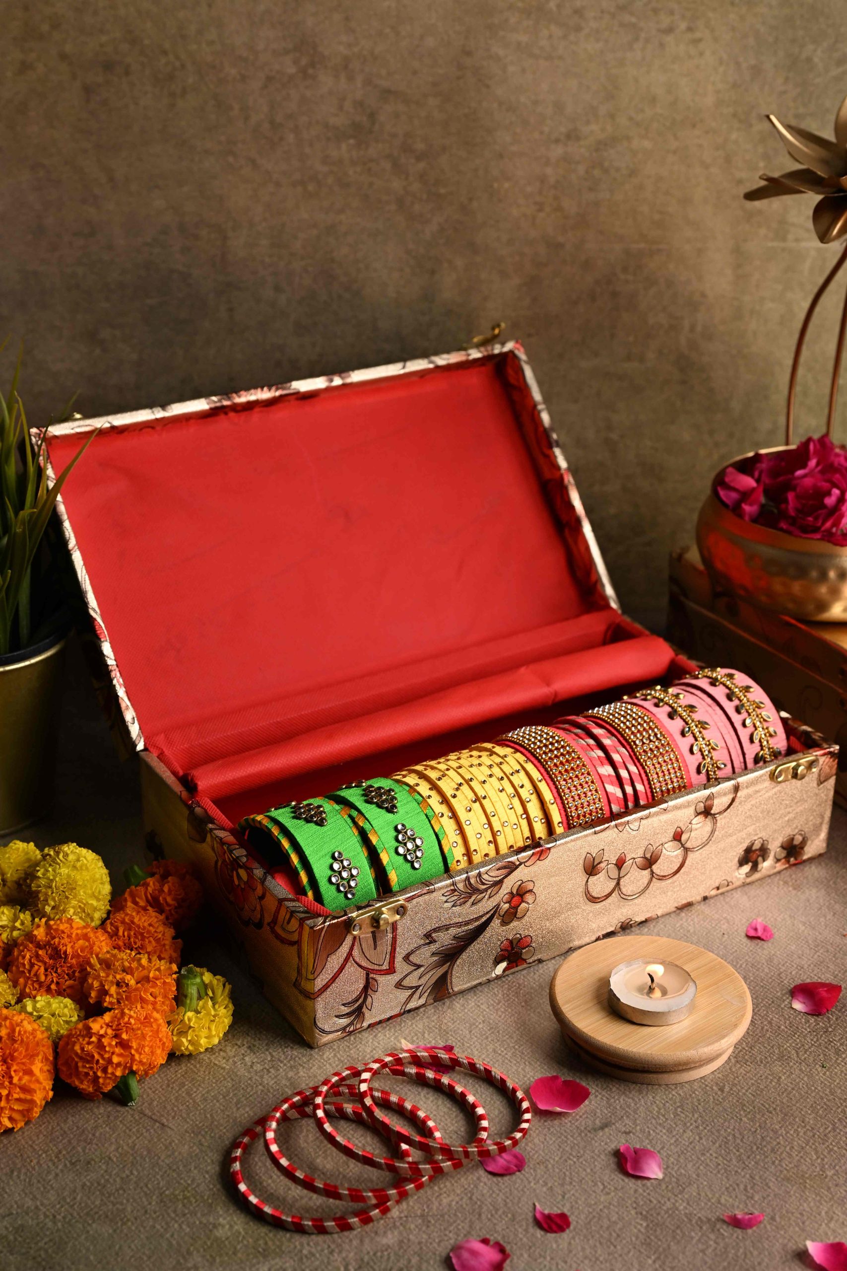 bangle_box_medium_1_resized